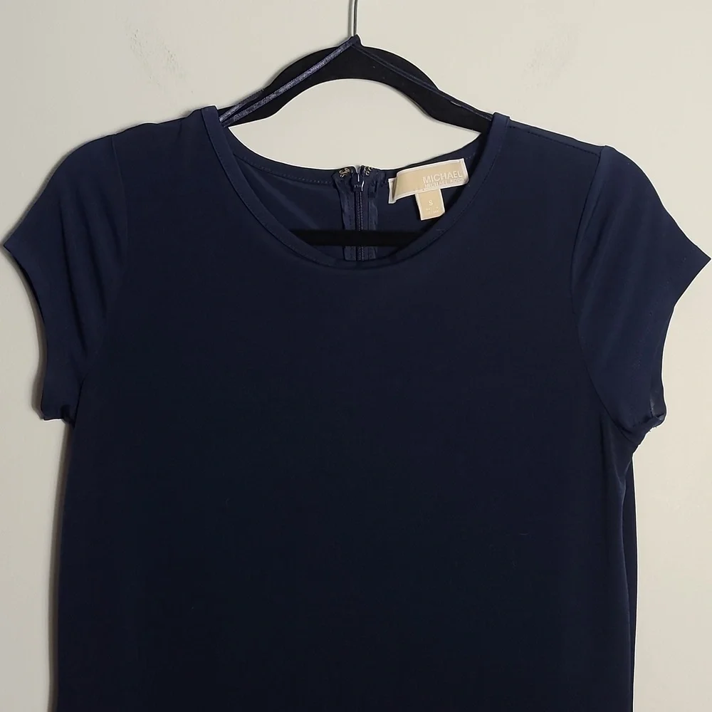MICHAEL KORS Pleated Hem Shift Dress In Navy Blue Size Small